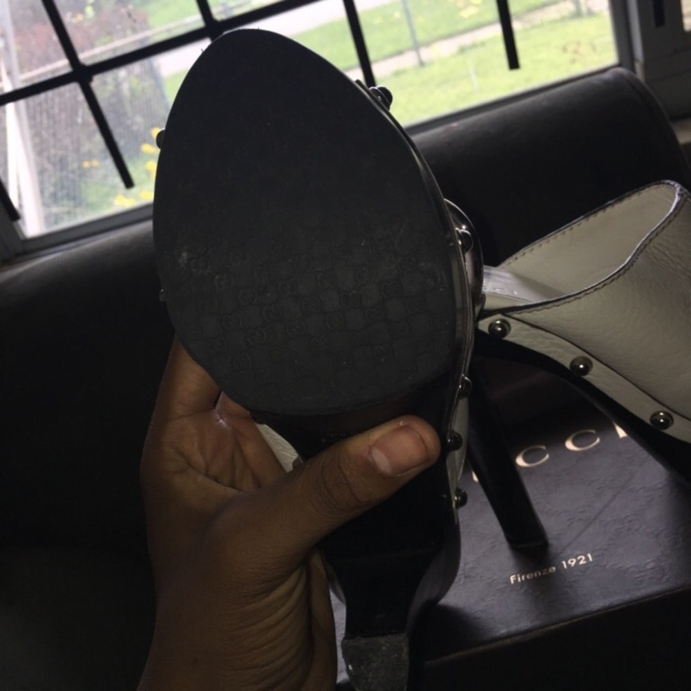 Gucci mulls
